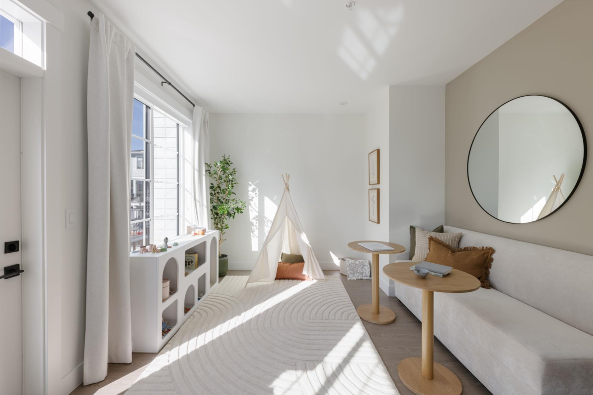 Pantry Photo of 28 20650 78 Avenue, Langley, BC