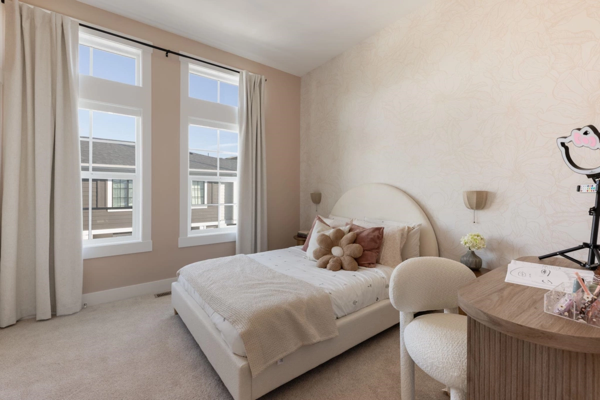 Walk-In Closet Photo of 28 20650 78 Avenue, Langley, BC