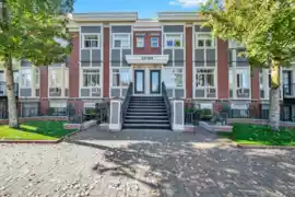 279 20180 Fraser Highway, Langley, BC