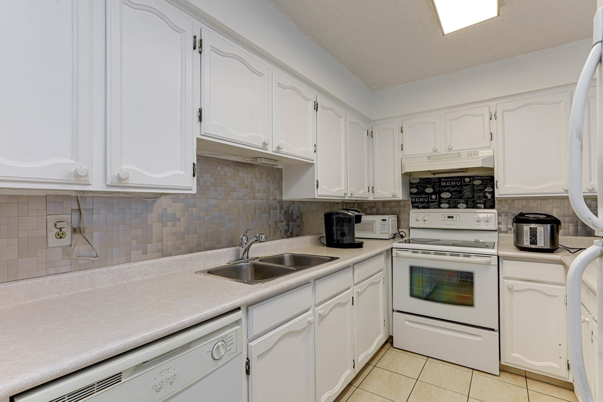 Bedroom 2 Photo of 205 7831 No. 1 Road, Richmond, BC