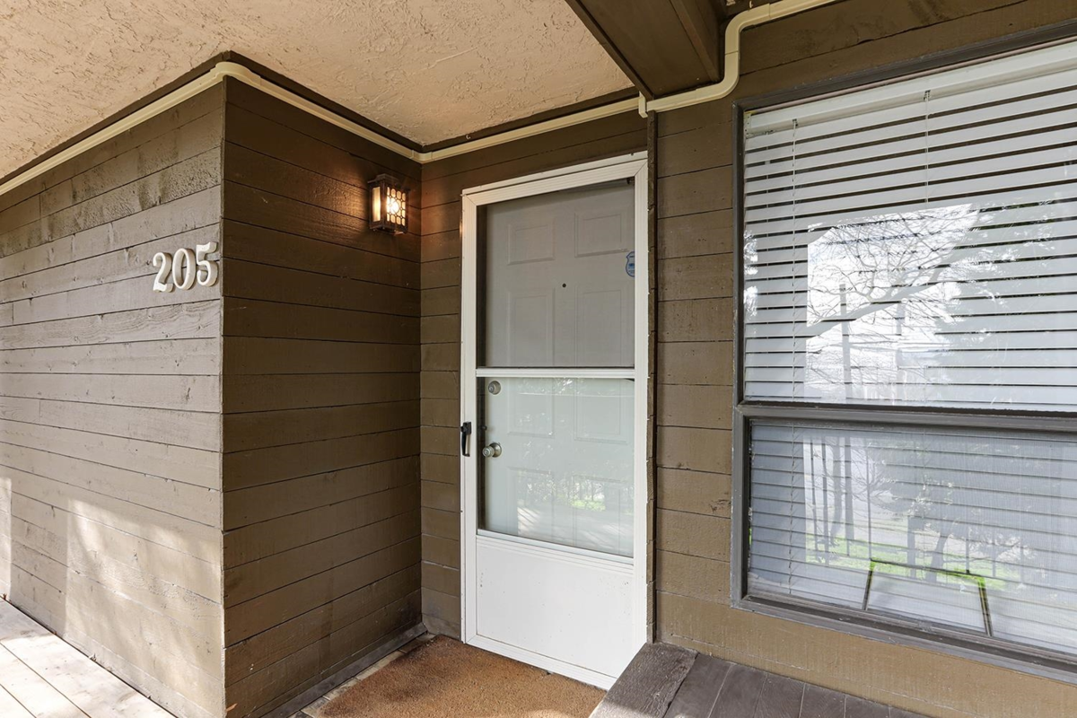 Guest Bathroom Photo of 205 7831 No. 1 Road, Richmond, BC