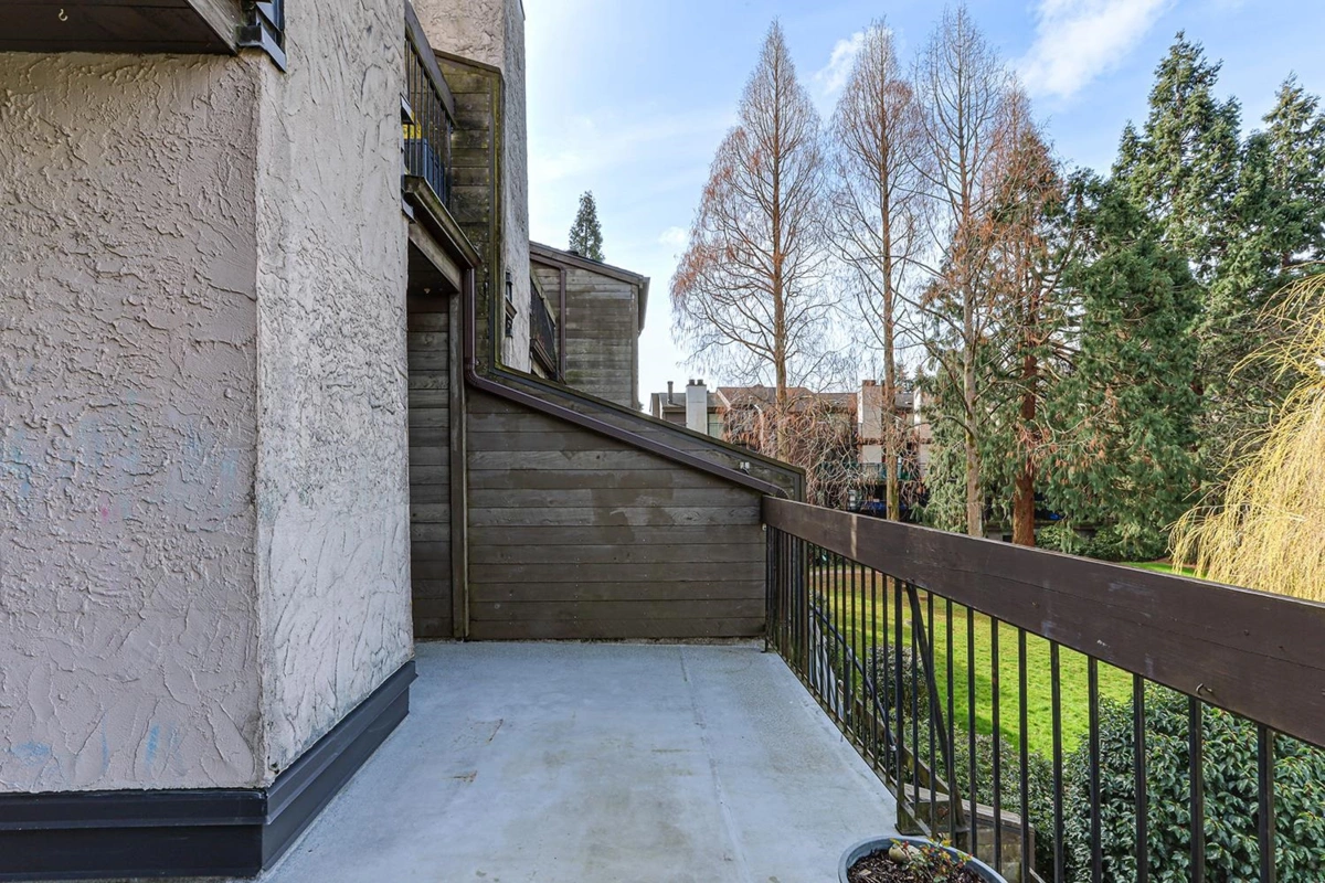 Loft / Bonus Room Photo of 205 7831 No. 1 Road, Richmond, BC