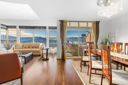 8534 Seascape Court, West Vancouver, BC, West Vancouver — Townhouse for sale