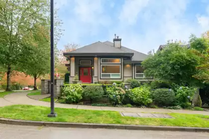 536 April Road, Port Moody, BC, Port Moody — Single Family Residence for sale