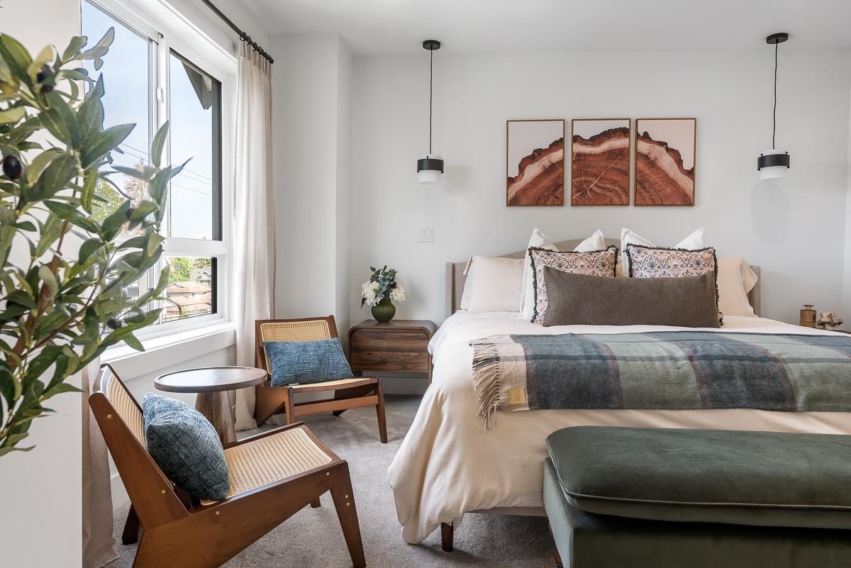 Basement Recreation Room Photo of 7 5993 143 Street, Surrey, BC