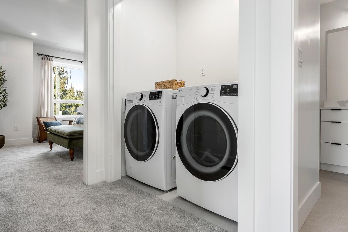 Entry Foyer Photo of 7 5993 143 Street, Surrey, BC