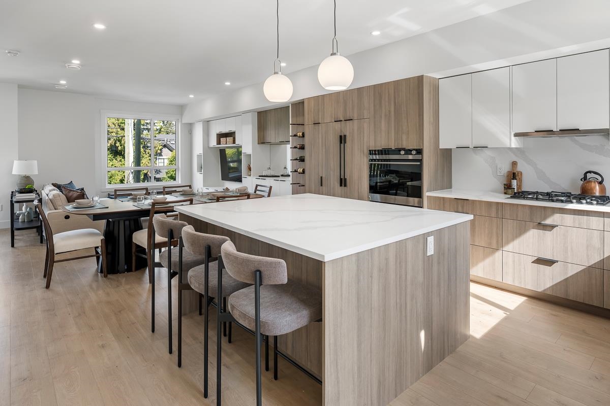 Family Room Photo of 7 5993 143 Street, Surrey, BC