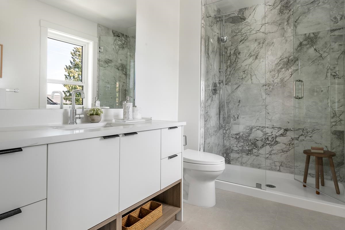 Mudroom Photo of 7 5993 143 Street, Surrey, BC