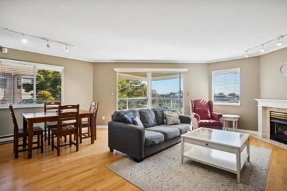 304 5350 Victory Street, Burnaby, BC, Burnaby — Apartment/Condo for sale