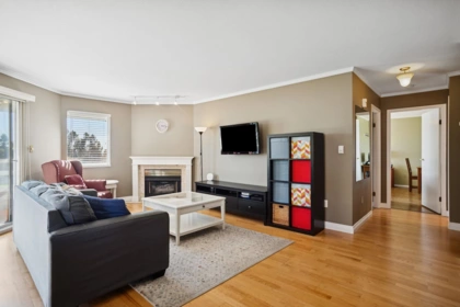 304 5350 Victory Street, Burnaby, BC, Burnaby — Apartment/Condo for sale