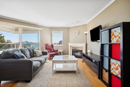 304 5350 Victory Street, Burnaby, BC, Burnaby — Apartment/Condo for sale