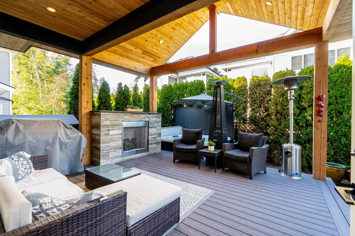 Aerial View of 16943 0a Avenue, Surrey, BC