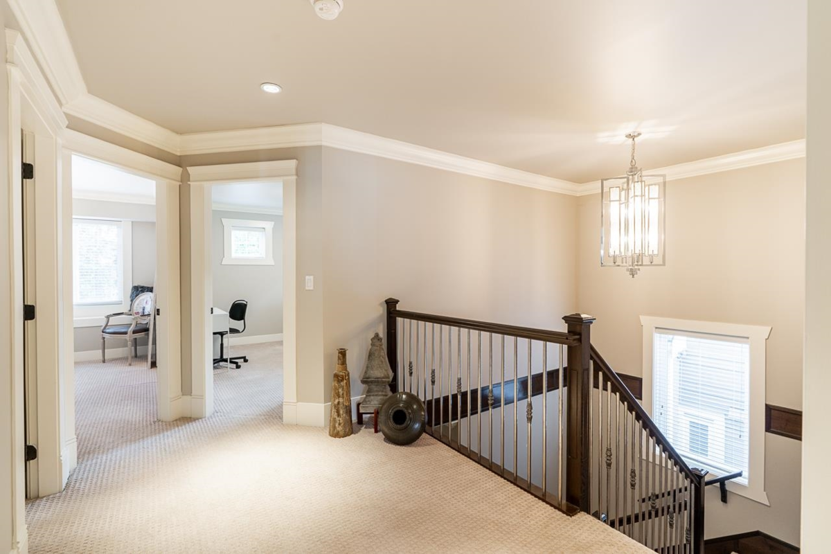 Loft / Bonus Room Photo of 16943 0a Avenue, Surrey, BC