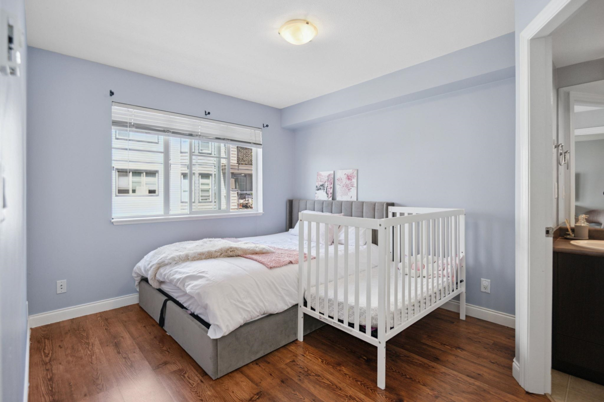 Bedroom 4 Photo of 211 5454 198 Street, Langley, BC