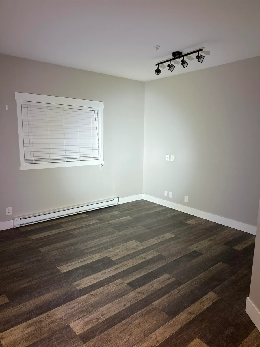 Dining Area Photo of 107 2943 Nelson Place, Abbotsford, BC