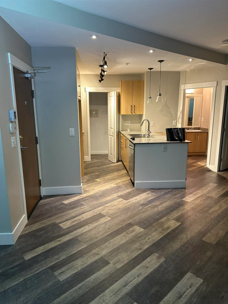 Living Room Photo of 107 2943 Nelson Place, Abbotsford, BC