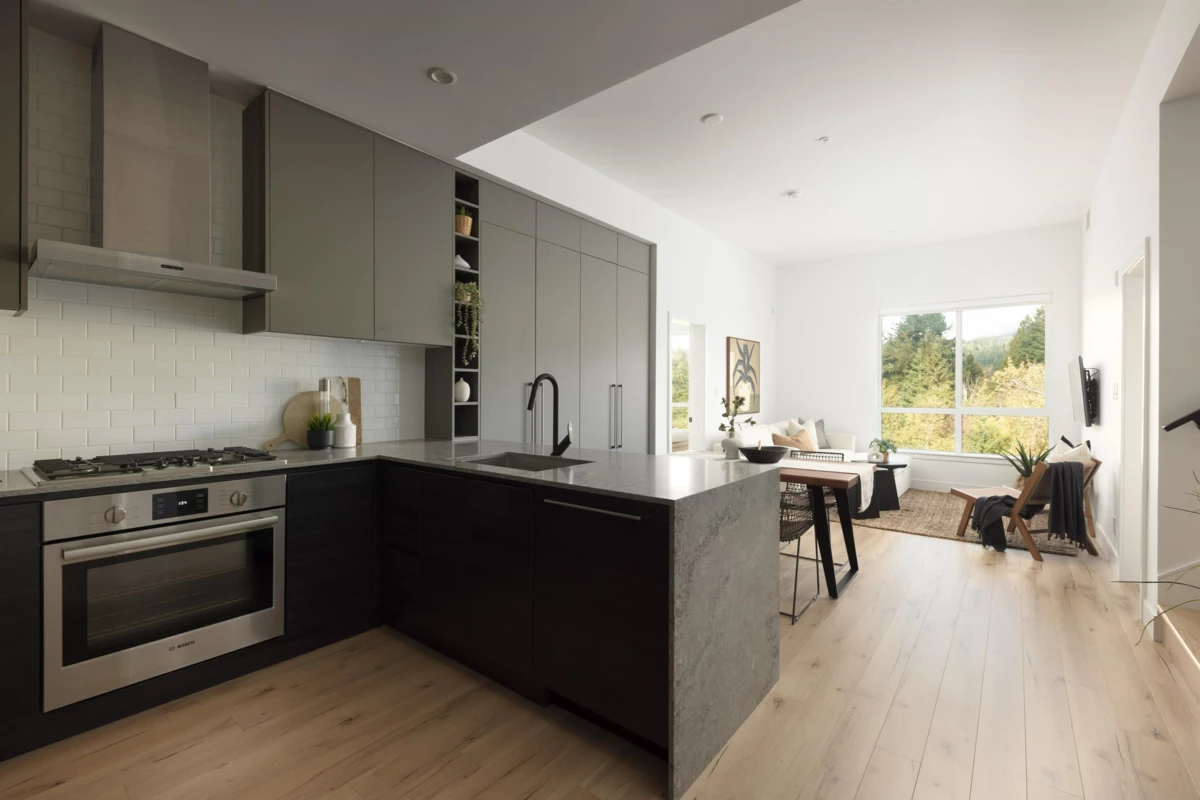 Dining Area Photo of 618 3131 Murray Street, Port Moody, BC
