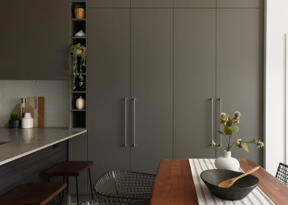 Kitchen Photo of 618 3131 Murray Street, Port Moody, BC