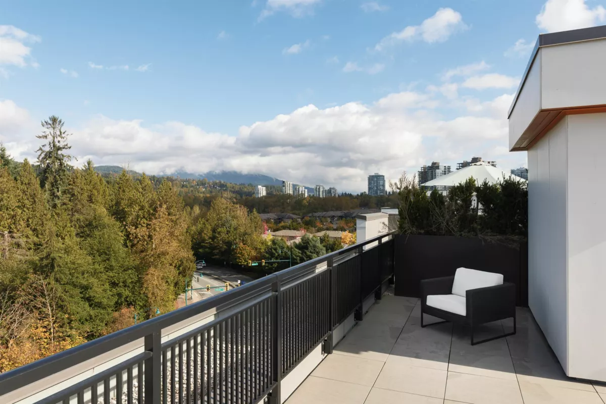 Loft / Bonus Room Photo of 618 3131 Murray Street, Port Moody, BC