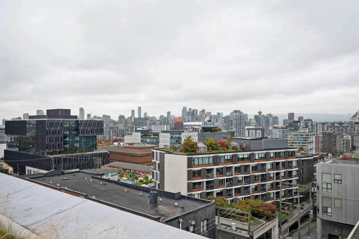 Basement Recreation Room Photo of 365 250 E 6th Avenue, Vancouver, BC