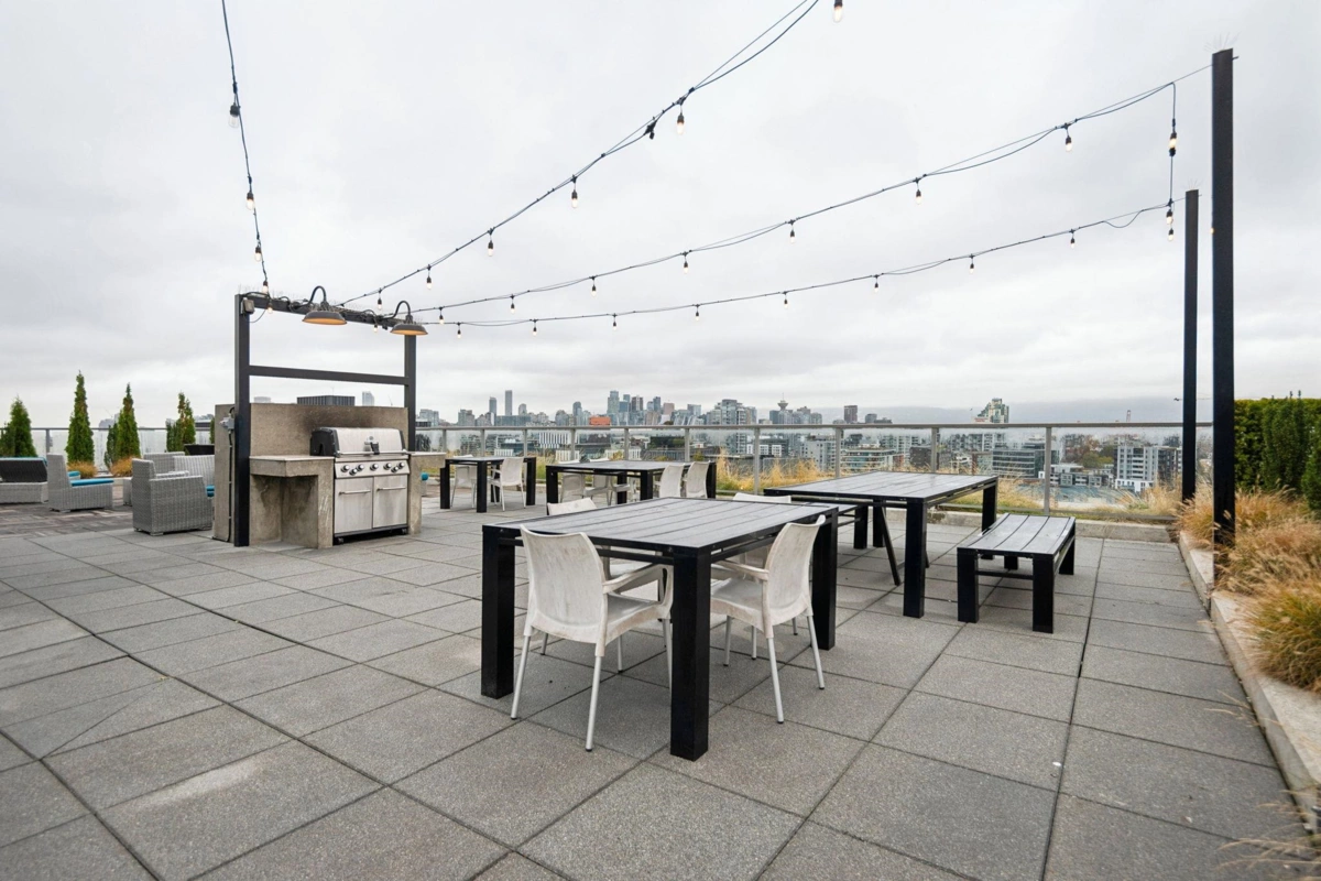 Hallway Photo of 365 250 E 6th Avenue, Vancouver, BC