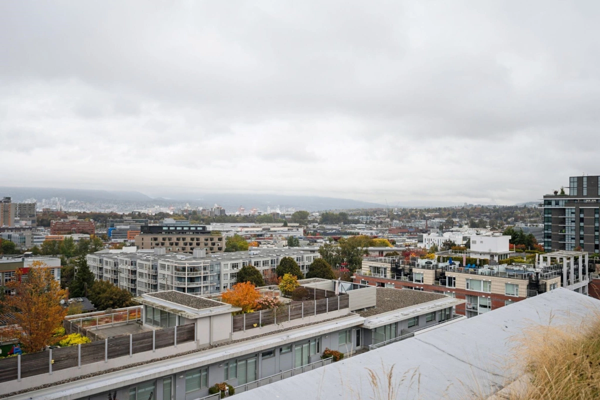 Laundry Room Photo of 365 250 E 6th Avenue, Vancouver, BC
