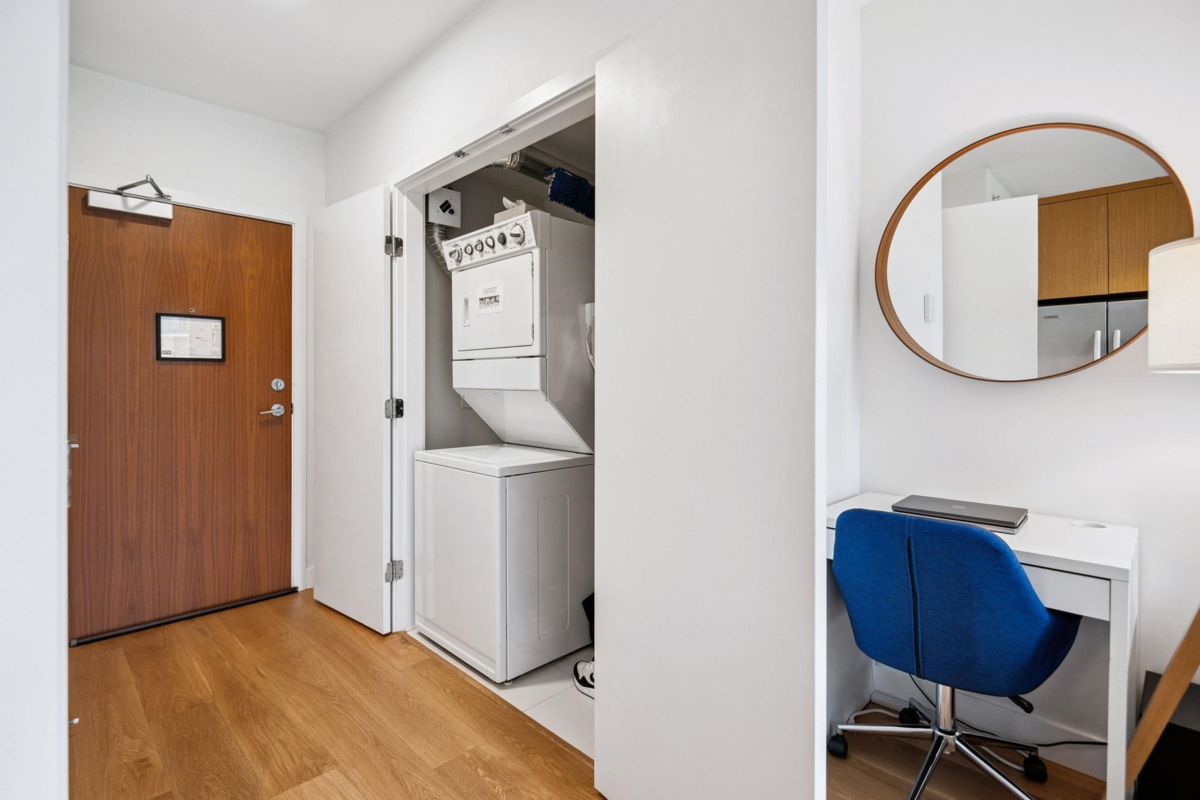 Primary Bathroom Photo of 365 250 E 6th Avenue, Vancouver, BC