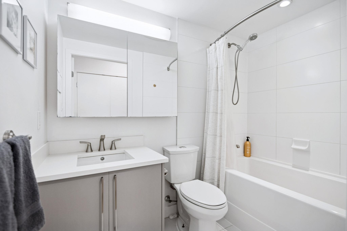 Primary Bedroom Photo of 365 250 E 6th Avenue, Vancouver, BC