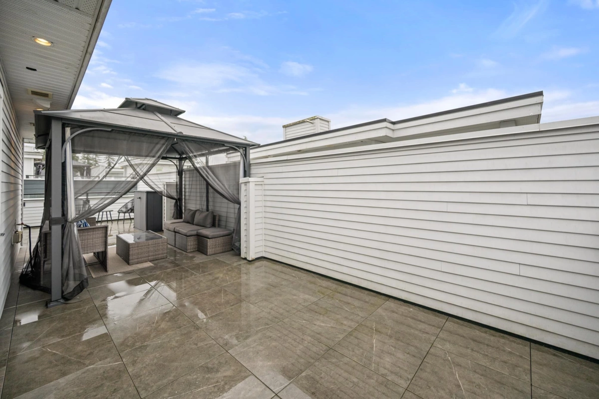 Front Yard Photo of 42 16336 23a Avenue, Surrey, BC