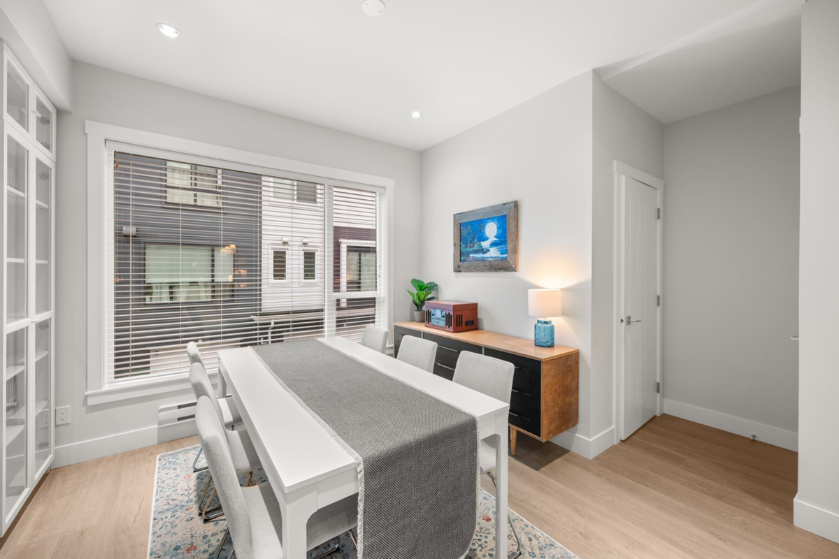 Guest Bathroom Photo of 42 16336 23a Avenue, Surrey, BC