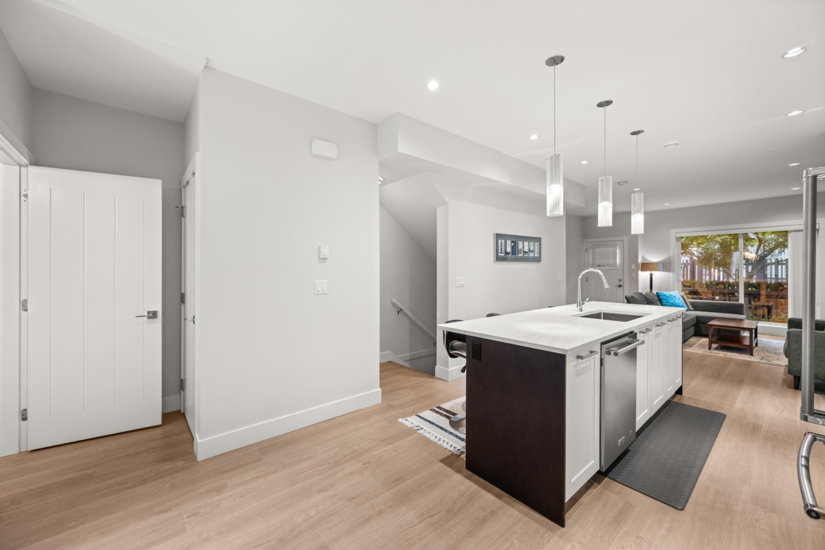 Walk-In Closet Photo of 42 16336 23a Avenue, Surrey, BC