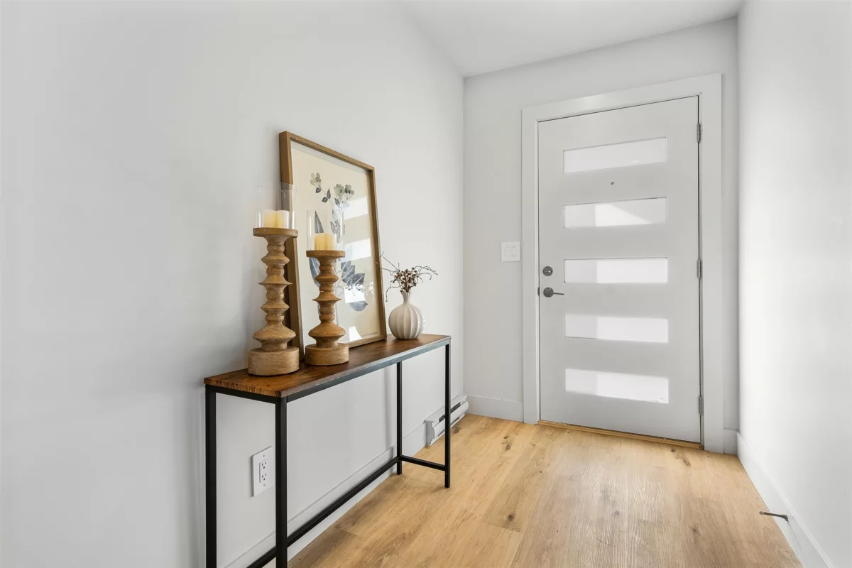 Breakfast Nook Photo of 36 1928 Woodside Boulevard, Agassiz, BC