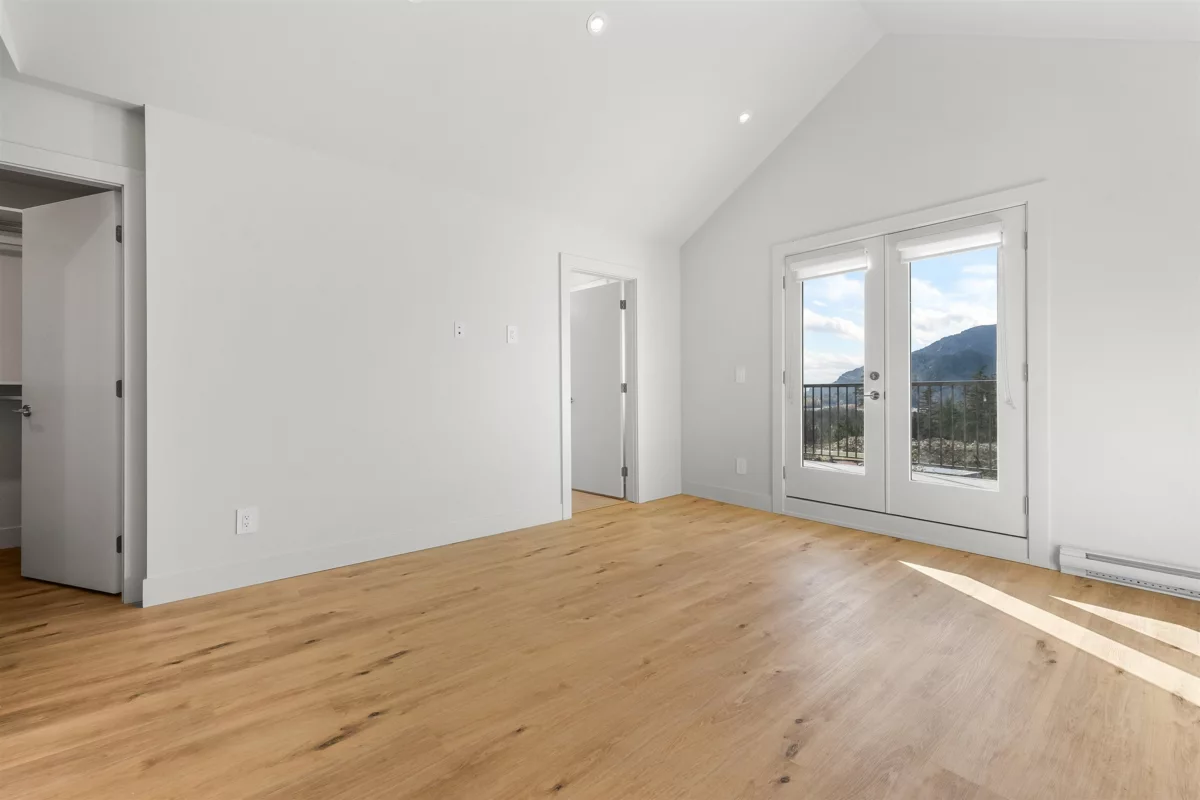 Hot Tub / Spa Photo of 36 1928 Woodside Boulevard, Agassiz, BC