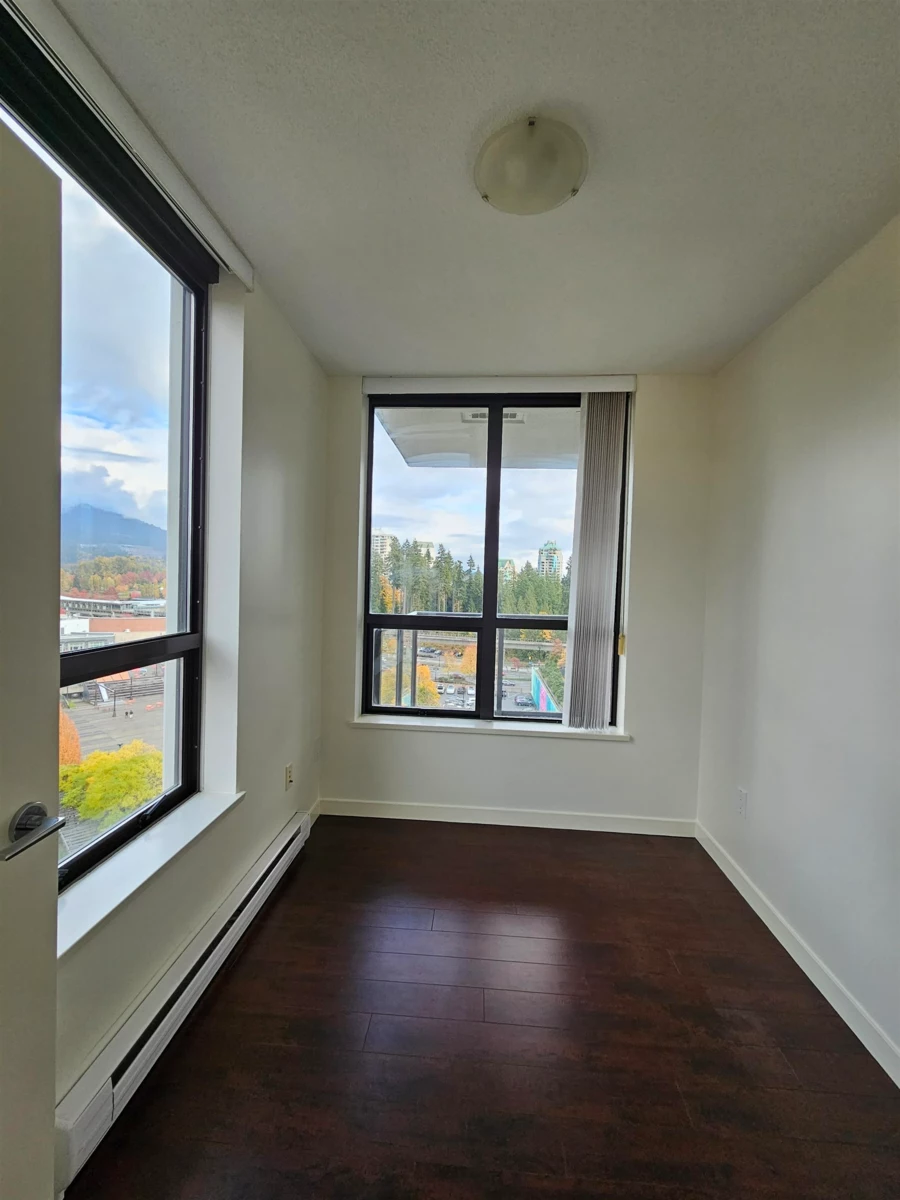 Hallway Photo of 1406 1185 The High Street, Coquitlam, BC