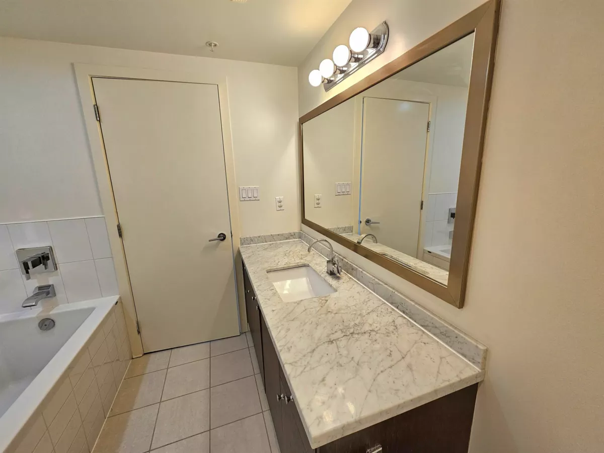 Laundry Room Photo of 1406 1185 The High Street, Coquitlam, BC