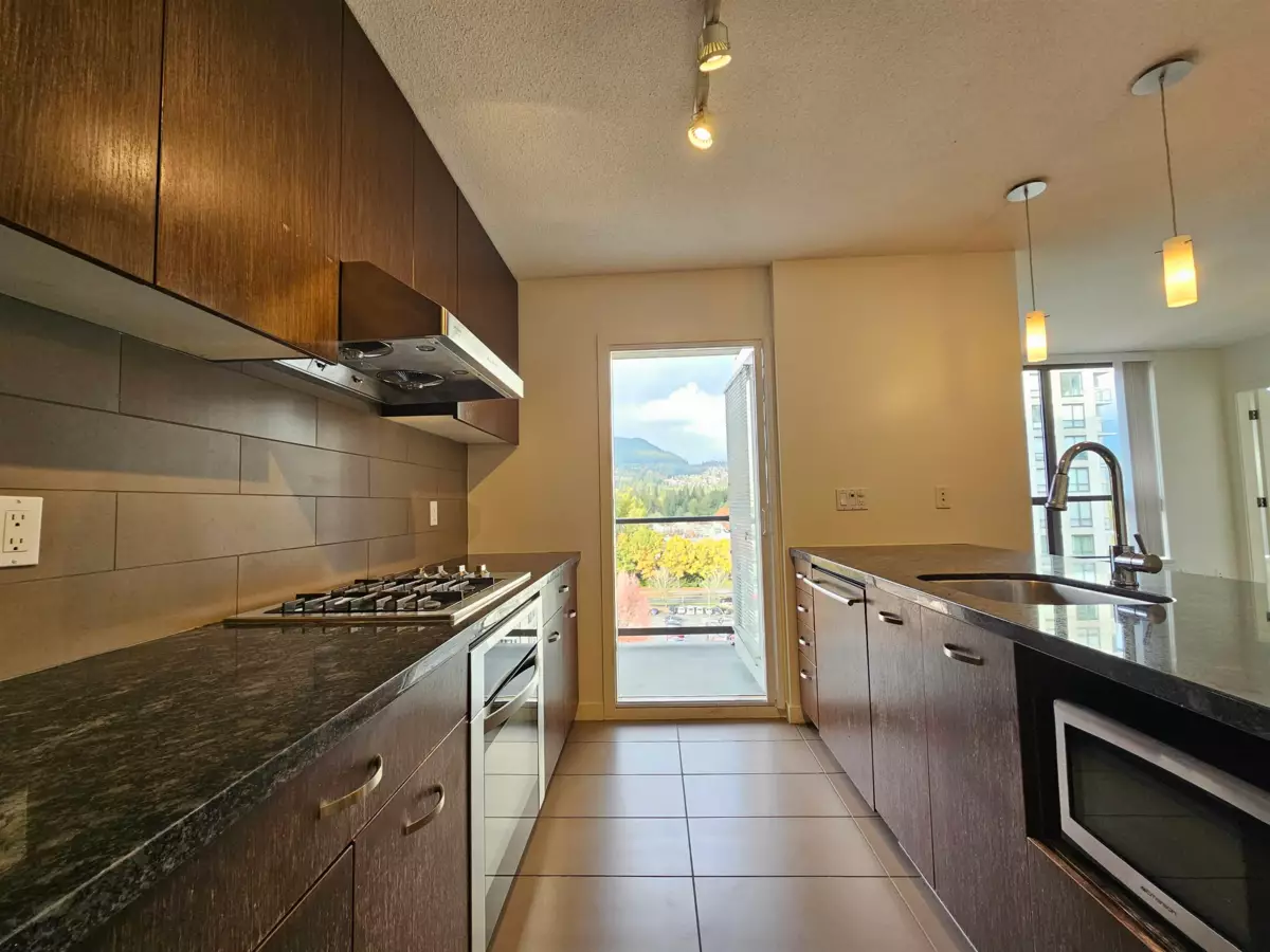 Primary Bathroom Photo of 1406 1185 The High Street, Coquitlam, BC