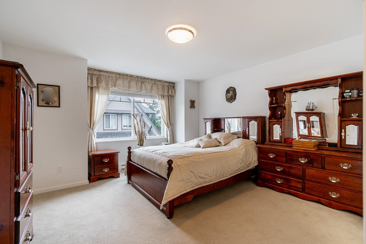 Powder Room Photo of 7 6895 188 Street, Surrey, BC