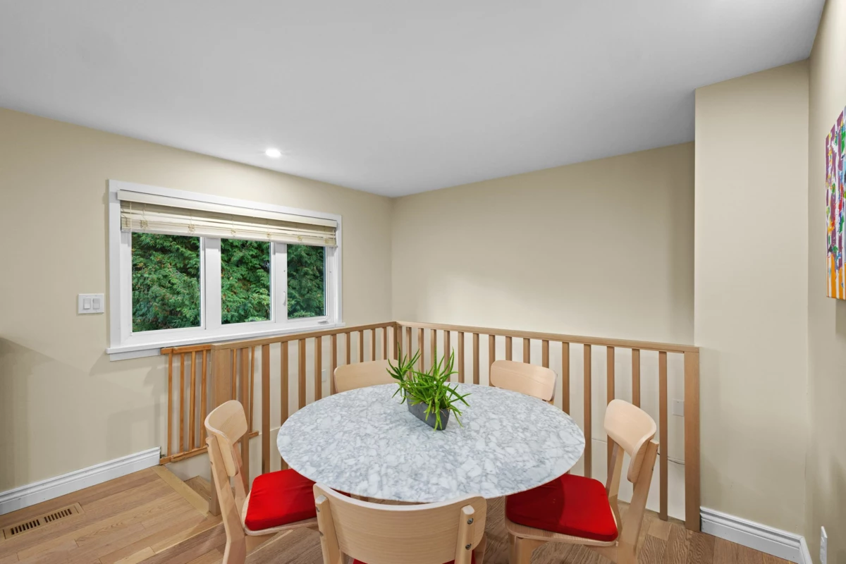 Garage Interior Photo of 3440 Bluebonnet Road, North Vancouver, BC