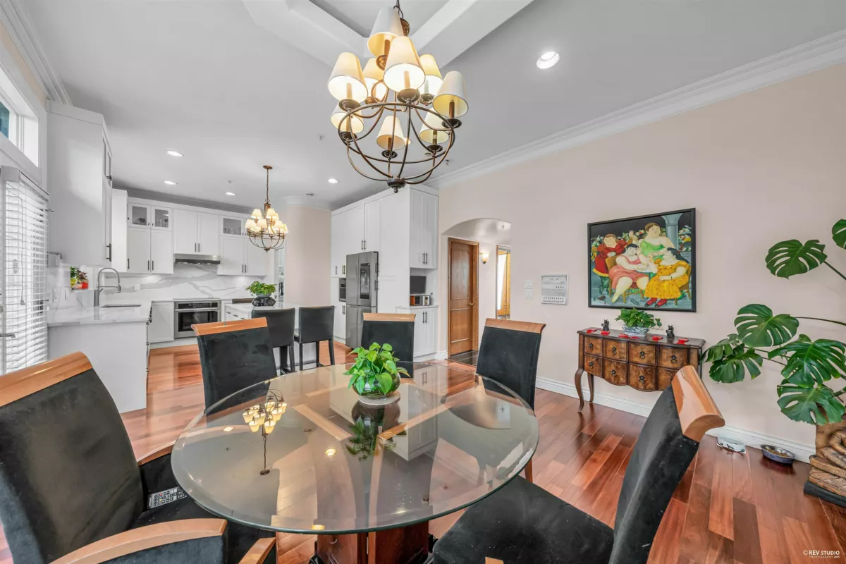 Dining Area Photo of 1285 W 47th Avenue, Vancouver, BC