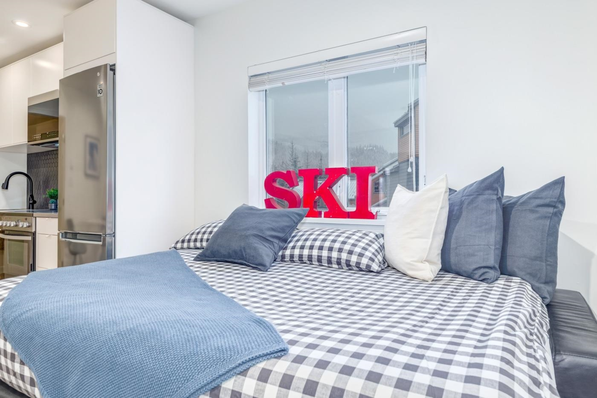 Pantry Photo of 318 2111 Whistler Road, Whistler, BC