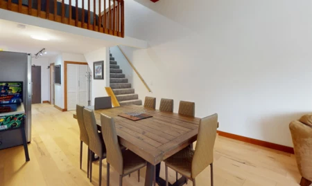 301 2021 Karen Crescent, Whistler, BC, Whistler — Apartment/Condo for sale
