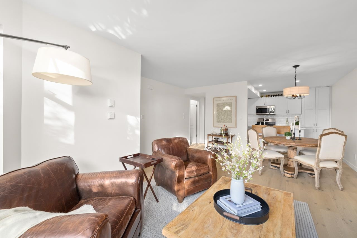Dining Area Photo of 103 1225 Merklin Street, White Rock, BC