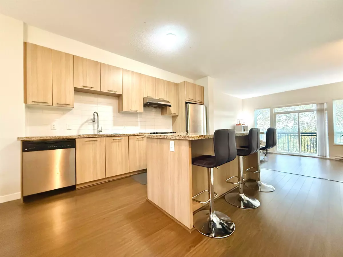 Guest Bathroom Photo of 46 1295 Soball Street, Coquitlam, BC