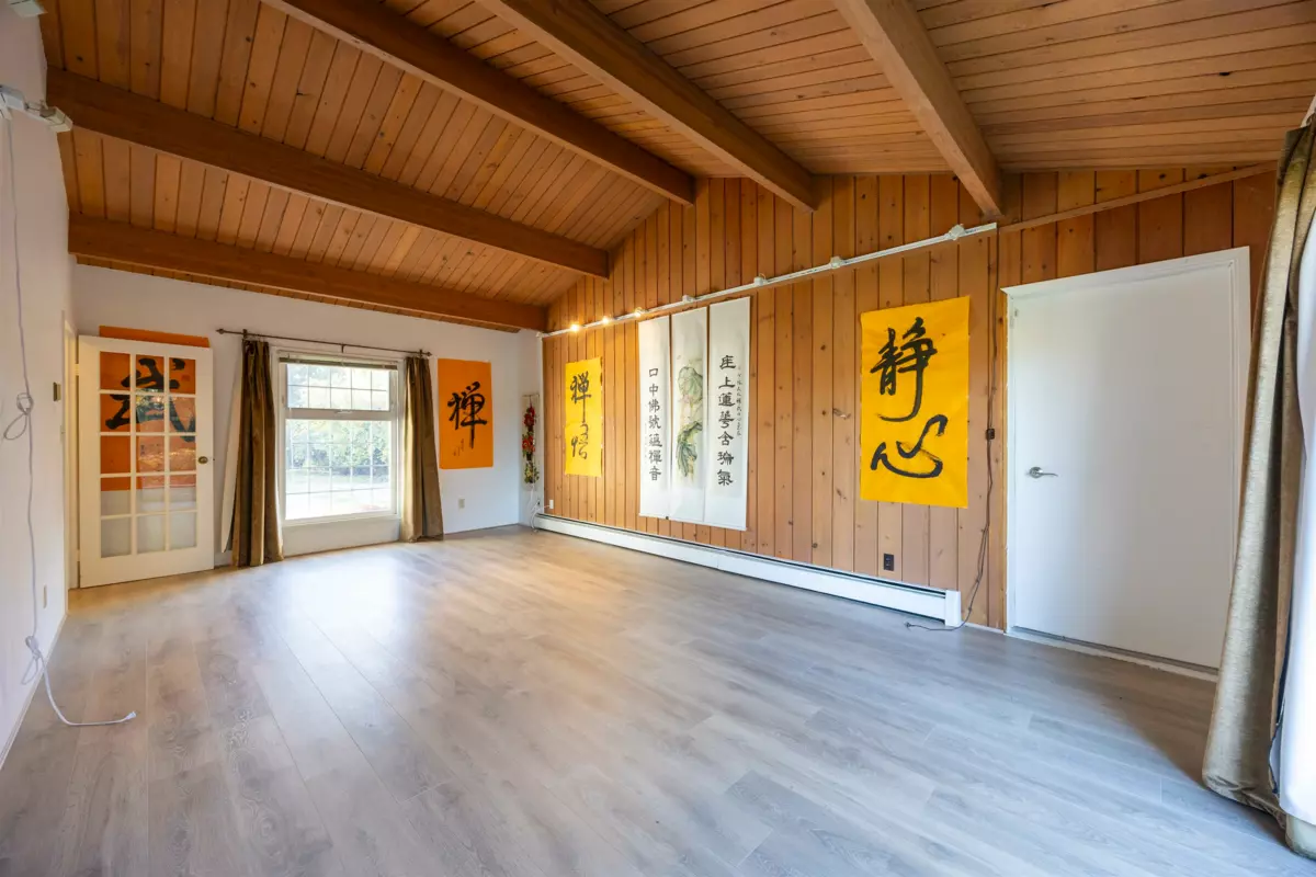 Breakfast Nook Photo of 321 248 Street, Langley, BC