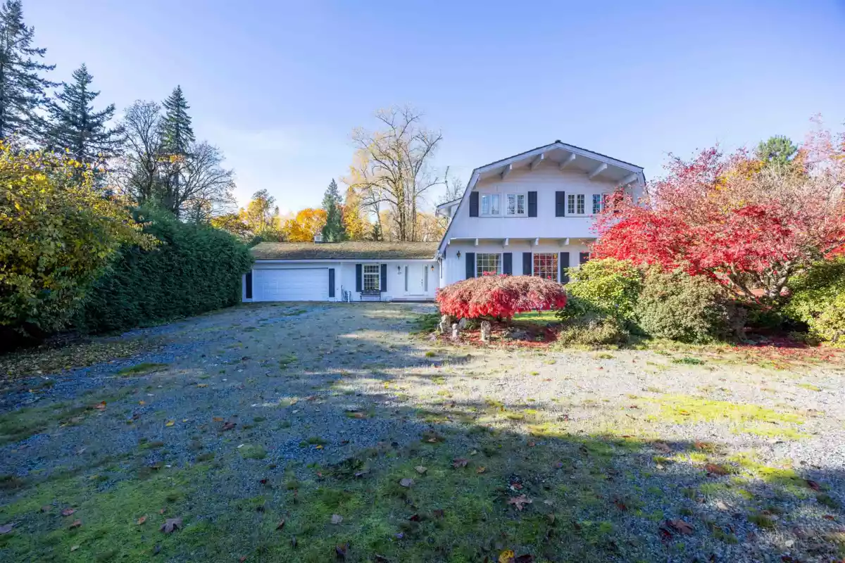 Family Room Photo of 321 248 Street, Langley, BC