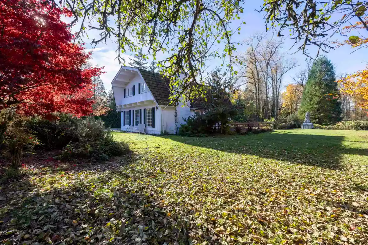 Swimming Pool Photo of 321 248 Street, Langley, BC
