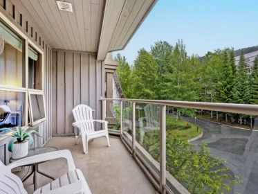 336 4800 Spearhead Drive, Whistler, BC, Whistler — Apartment/Condo for sale