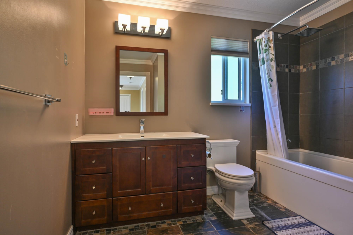 Laundry Room Photo of 1422 Magnolia Place, Coquitlam, BC