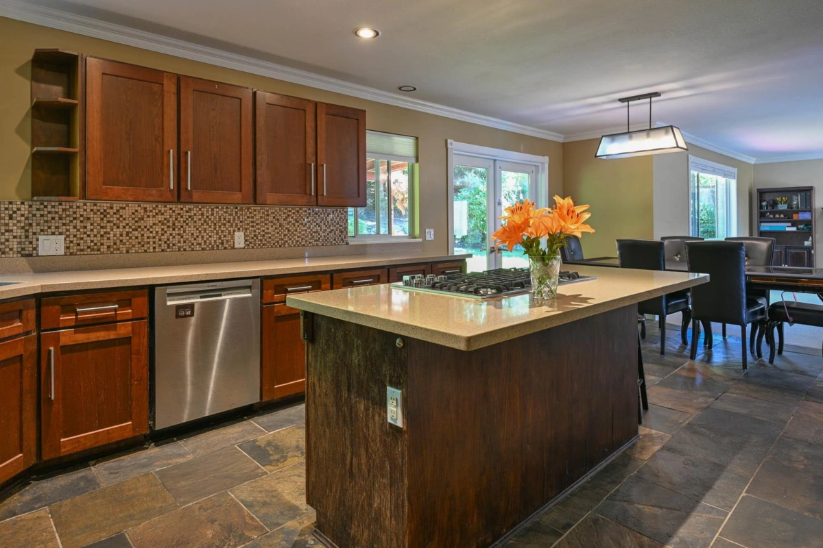 Primary Bathroom Photo of 1422 Magnolia Place, Coquitlam, BC
