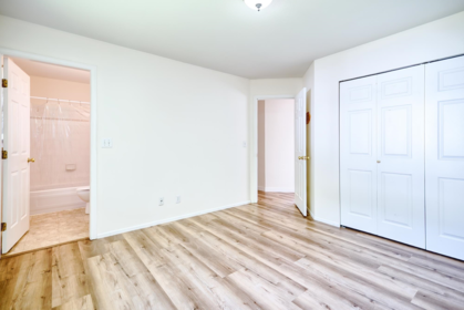 Entry Foyer Photo of 5833 Heron Place, Sechelt, BC